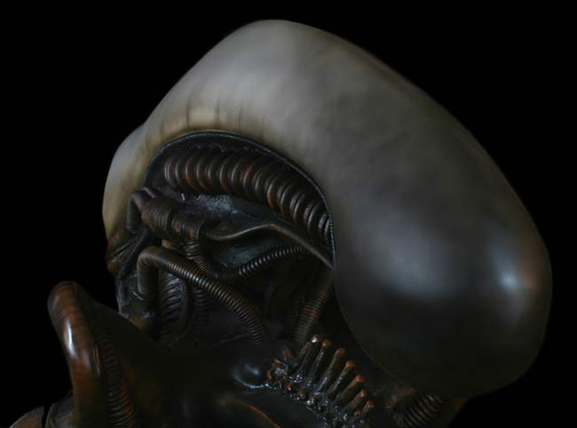 alien_bust_20.jpg